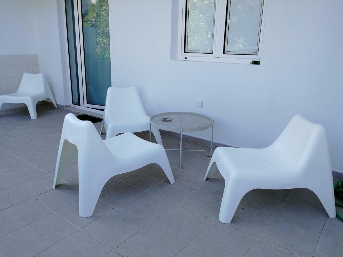 Ocean'S 7 - Lagos Guest House Exterior photo